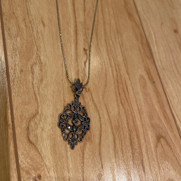 Sterling silver necklace - Picture 2 of 2